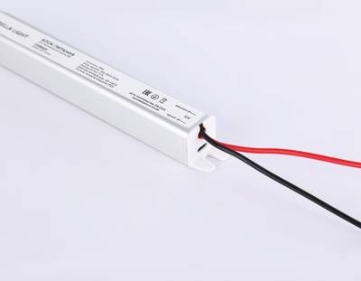 Блок питания ультратонкий для светодиодной ленты 12V 18W 1.5A IP20 185-260V 172*18*18 GS8601