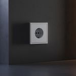 VLS000716 Накладка для розетки с заземлением и защитными шторками, S70 (серый). (ТМ Maytoni)