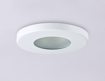 Светильник встраиваемый IP44 с высокой степенью пылевлагозащиты TN1180 WH белый IP44 GU5.3 D85*34