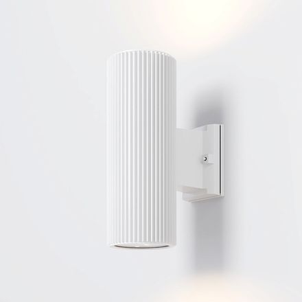 Настенный светильник (бра) Rando E27х2, IP54, O419WL-02W. TM Maytoni