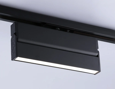 Светильник светодиодный трековый GL6808 BK черный LED 12W 4200K 230*22*87