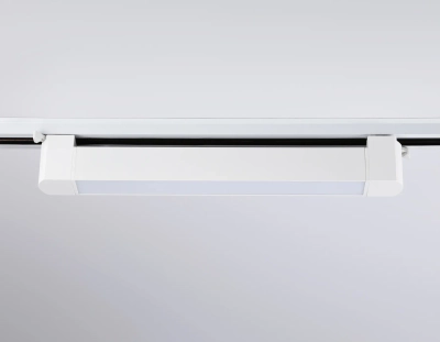 Светильник светодиодный трековый однофазный GL6730 WH белый IP20 20W 4200K 323*35*57
