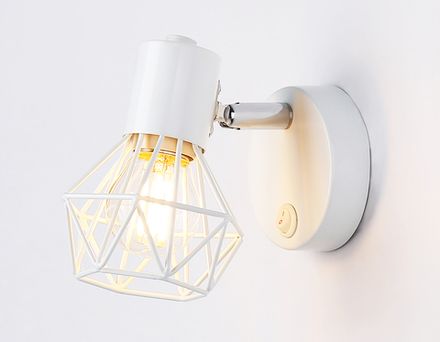 Накладной светильник с выключателем TR8626 WH/CH белый/хром E27 max 40W 115*91*150