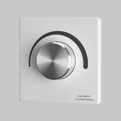 Роторная панель управления RF трехканальное 12-48VDC DIM, 711023. TM Maytoni