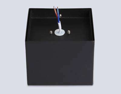 Светильник накладной TN6532 BK черный IP44 GX53 100*100*80