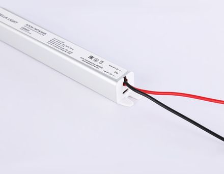 Блок питания ультратонкий для светодиодной ленты 12V 18W 1.5A IP20 185-260V 172*18*18 GS8601