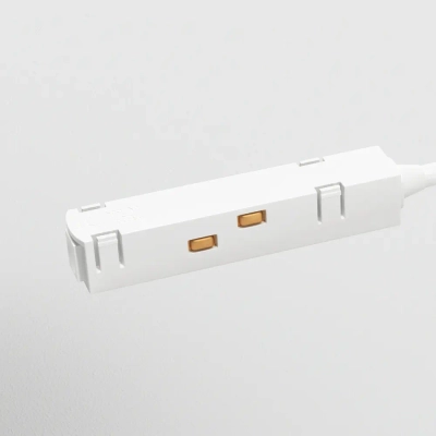 Коннектор питания угловой S35 белый, TRA004CPC-22W. TM Maytoni