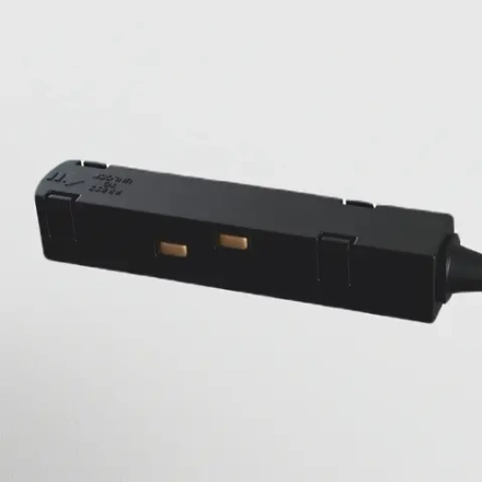 Коннектор питания угловой S35 черный, TRA004CPC-22B. TM Maytoni