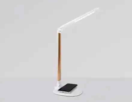 Светодиодная настольная лампа с беспроводной зарядкой DE525 GD золото LED 3000-6400K 7W