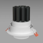 Встраиваемый светодиодный светильник с регулировкой угла освещения Zoom 15W 4200K белый 9920 LED