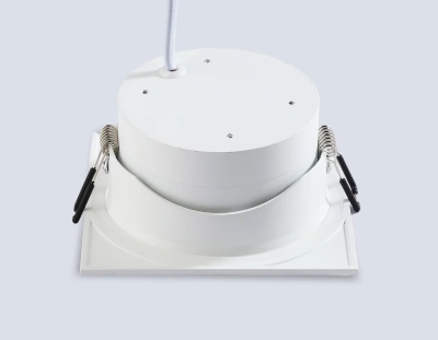 Светильник встраиваемый TN6655 WH белый IP44 GX53 110*110*48