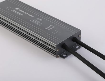 Блок питания для светодиодной ленты 12V 200W 16.7A IP67 185-260V 220*65*28 GS9865