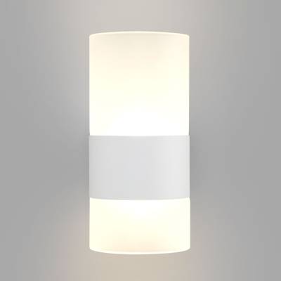 Настенный светодиодный светильник со стеклянным плафоном 40021/1 LED белый/матовый