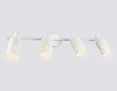 Светильник накладной TR8666/4 WH белый E14/4 max 60W 760*100*190