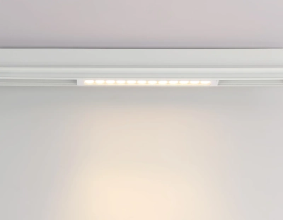 Светильник светодиодный диммируемый для шинопровода Magnetic 220V GL1301 WH белый IP20 12W 3000K-6400K 24° 232*25*42 (Без ПДУ)