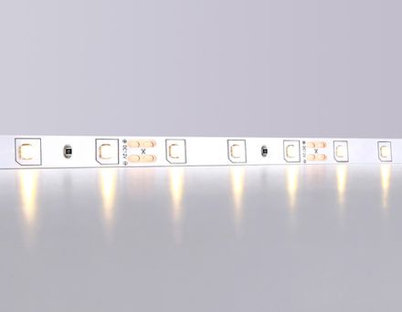 Светодиодная лента GS1001 2835 60Led/ 4.8W m/ 12V IP20 3000K/ 5000*8*1.2mm/ кратность резки 50mm (2 конт.)