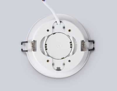 Светильник встраиваемый TN6707 WH белый IP44 GX53 max 15W D105*45
