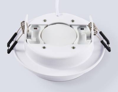 Светильник встраиваемый TN6733 WH белый IP44 GX53 D110*57