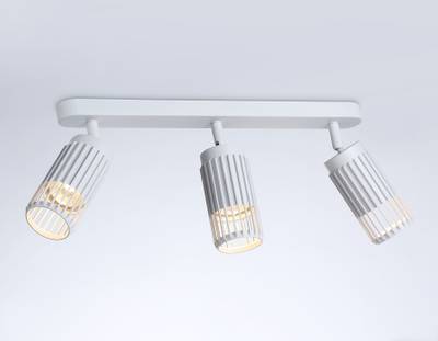 Настенно-потолочный  поворотный спот со сменной лампой  TN51688/3 WH белый GU10/3 260*60*180