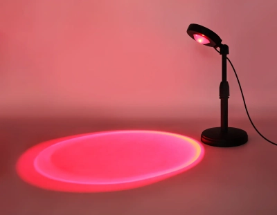 Атмосферная светодиодная настольная лампа с пультом DE8385 BK черный LED RGB 3W (ПДУ RGB)