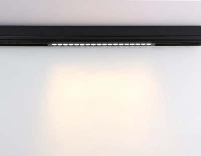 Светильник светодиодный диммируемый для шинопровода Magnetic 220V GL1312 BK черный IP20 15W 3000K-6400K 24° 342*25*42 (Без ПДУ)